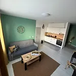 Apartmán Na Dukelské S Garáží *
