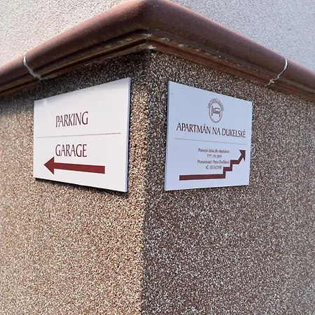 Apartmán Na Dukelské S Garáží *